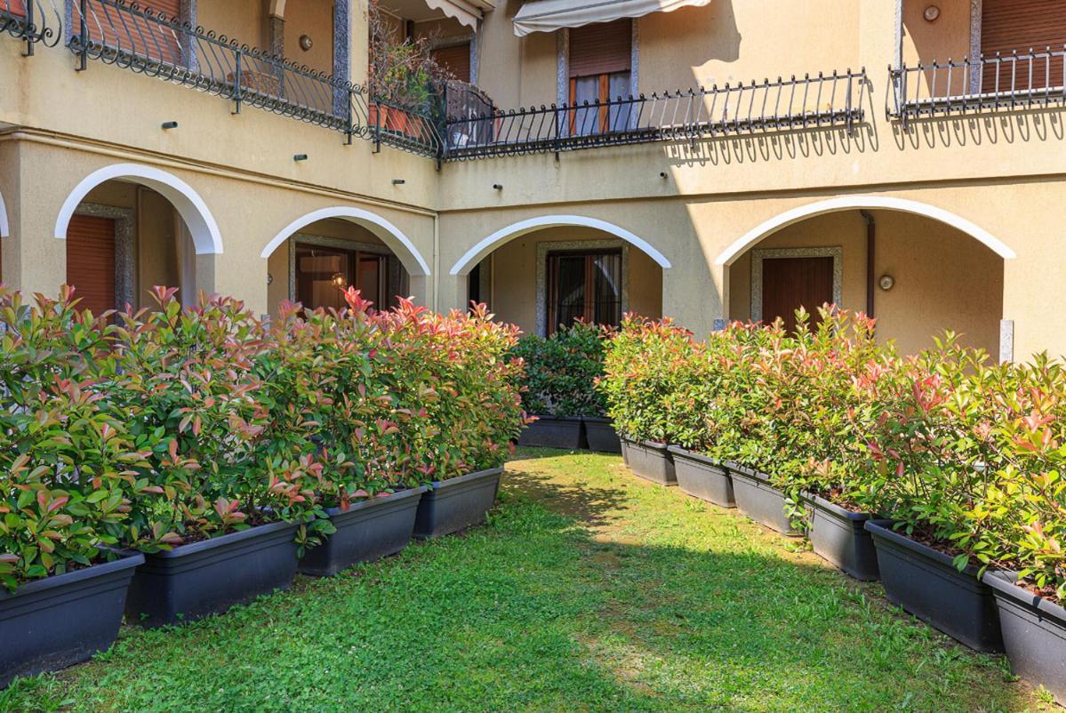 Emerald Suites Stresa Exterior photo